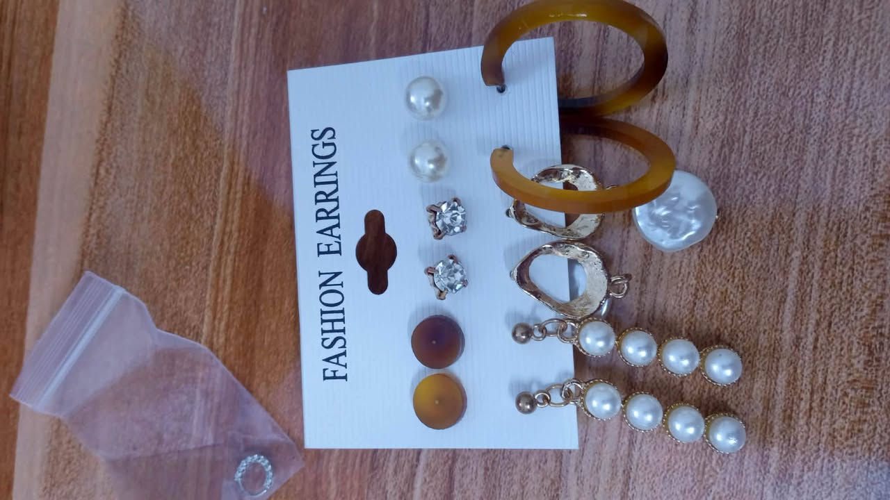 اكسسوارات وزن مشكل سوارات محابس گلايد فضي ذهبي وبأسعار مناسبه ليحب يدخل خاص .. هاي جزء من البضاعه


**إذا كنت صاحب هذا الإعلان وتريد حذفه لأي سبب، رجاءا أرسل رسالة إلى الدعم الفني**