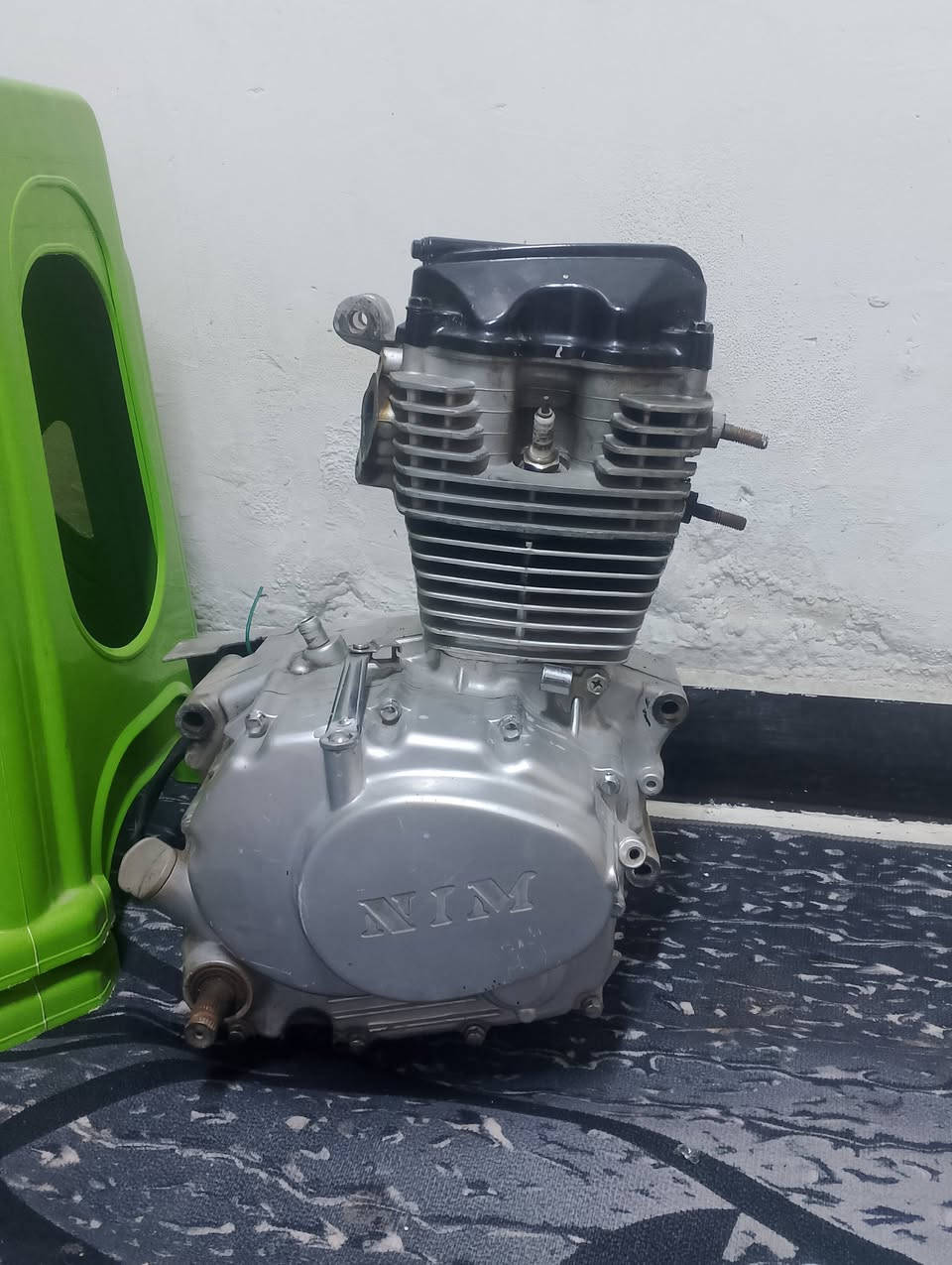 مكينه البيع شغاله خير من الله نامه متياز 23 سعرها 100وبيها مجال رقمي ***********
