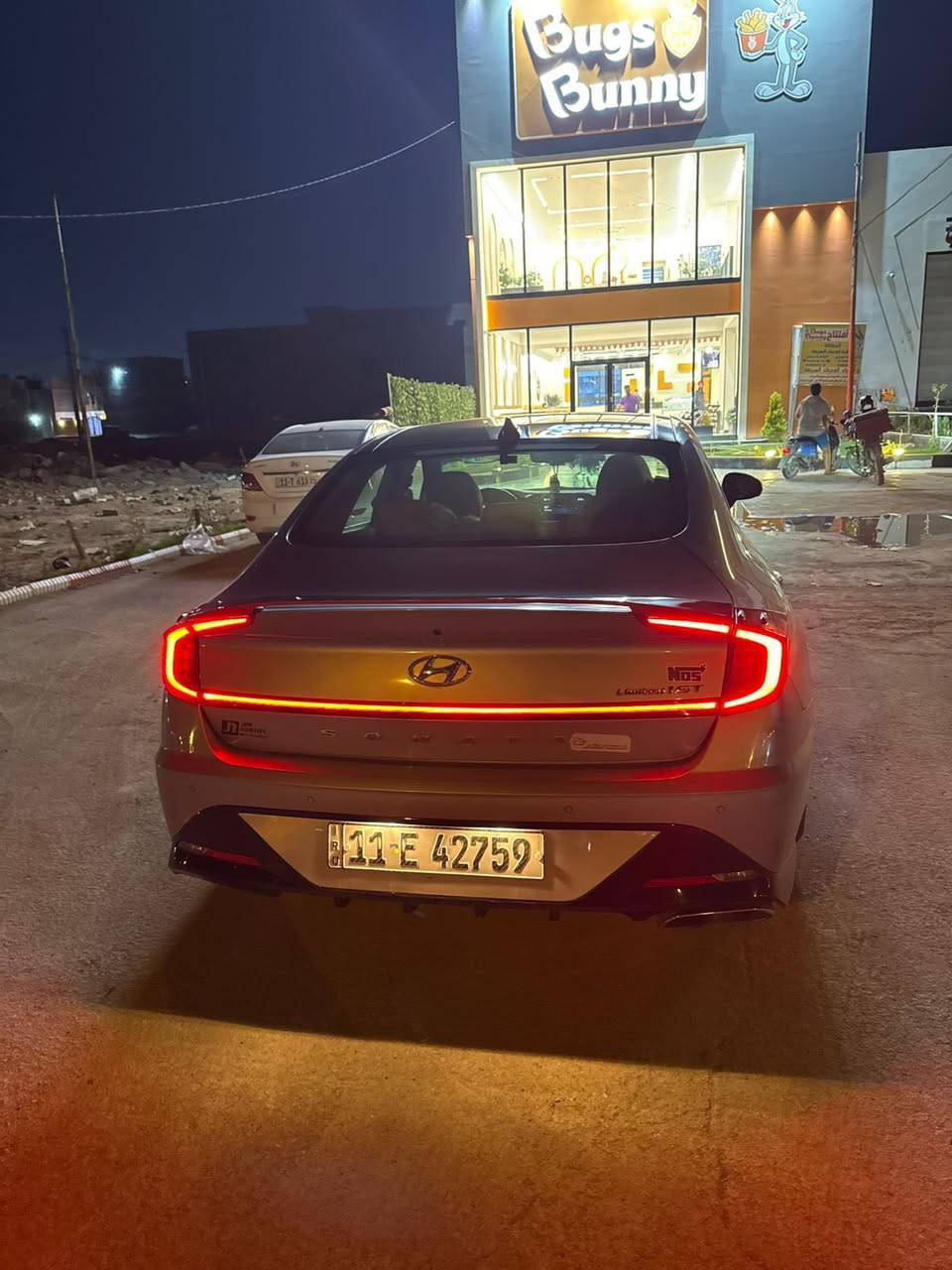 للبيع فقط

هيونداي سوناتا 2022 لمتد 1.6 تيربو  فول الفول

Hyundai Sonata 2022 Limited 1.6T

رقم بغداد باسمي 

حادثهه بابين تبديل غير لون بدون دواخل

مع وجود بعض الملاحضات (الجنطه والجاملغ الايسر كلير شرط الفحص)

السعر : 165 ورقة 

العنوان : بغداد 

للاستفسار: ***********
واتساب: ***********

المواصفات 

1- رادار امامي (مانع تصادم)

2- لايتات 4 عدسات بجم LED

3- حساسات امامية

4- كاميرات 360

 ( العدادات تفتح كاميرا عند فتح الاشارة )

5- بانوراما

6- نقطة عمياء ( مراية كهرباء )

7- دخول ذكي ( بصمة )

8- اناره ترحيب عند الاقتراب

 من السياره

9- حساسات خلفية

10- رادار خلفي

11- ويل قياس 18

 ( تايرات طخم جديد )

12- الصندوق ذكي

 (يفتح عند الاقتراب)

13- خزن ميموري سائق

ا14- head up display

 ( عرض المعلومات على الزجاج الامامي )

15- داخل LED 

( انارة محيطية متغيرة )

16- داخل جلد

17- تبريد مقاعد + تدفئة مقاعد

  تدفئة مقود

18- مقاعد الامامية كهرباء بالكامل

19- كير بيانو

20- تبريد بيانو

21- كيجات ديجيتل

22- شاشة كبيرة 

ا( Apple car play + Android Auto )

23- اوتو بارك

 ( تقديم و رجوع السيارة عن طريق المفتاح )

24- سستم صوت BOSS

 (سماعه 12)

25- تبريد قطعتين

26- اوتو هولد

27- هاند بريك بصمة

28- انارة داخلة LED 

(تتغير عن طريق الشاشة الى 200 لون)

29- تحكم مقود كامل

30- تحديد مسار

31- تثبيت مقود

32- شفتات مقود

33- وضعيات قيادة ( Sport + Normal + Smart )

34- شاحن لاسلكي
