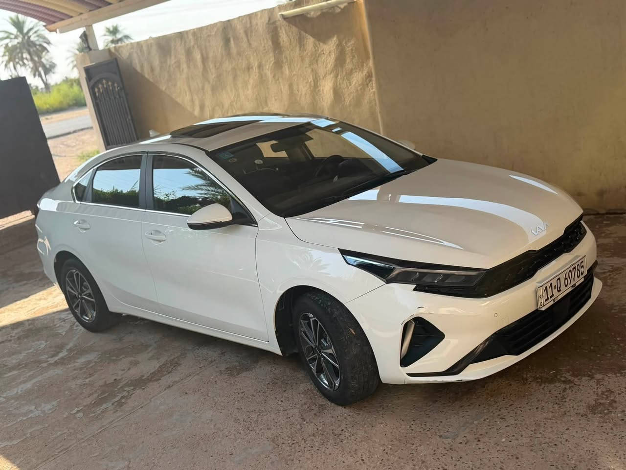 🚘 KIA K3 موديل 2024
🔹 رقم بغداد إنكليزي جديد (باسمي)

🔹 السعر:١٣٨ دولار وقابل للتفاوض بشكل بسيط.

المواصفات:

* عداد38 كم

* تجميع صيني

* محرك 1500 سي سي دبل نوزل

* مكفولة كفالة عامة من الضربة، الصبغ، البارد والتبديل

المميزات:

✔️ بصمة تشغيل

✔️ حساسات أمامية وخلفية

✔️ كشنات جلد

✔️ تبريد مقاعد

✔️ وضعيات قيادة

✔️ مرآة تعتيم

✔️ ويل كب

✔️ لايت زينون

✔️ إشارات بالمرايا

✔️ سانروف (سلايد)

✔️ بك لايت LED

✔️ وباقي مواصفات الفل كامل.

📍 مكان السيارة: بغداد 

📞 للاستفسار:***********
