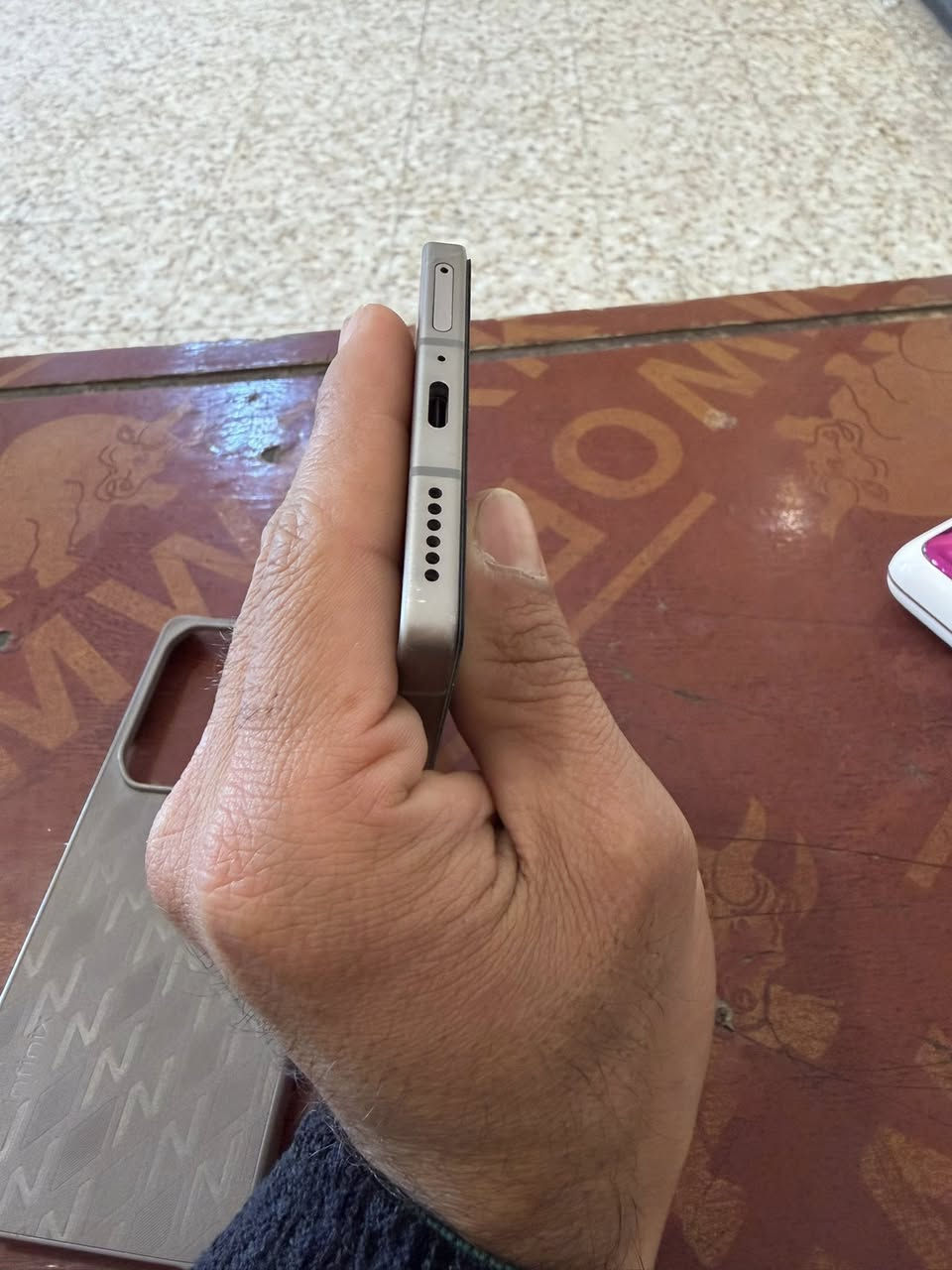 السلام عليكم
انفنكس نوت 50 برو ذاكرة 256 الرام16 ملحقاته كاملة كارتونه وشاحنه نضيف كلش الجهاز للبيع السعر 250 مكاني بغداد حي اور


**إذا كنت صاحب هذا الإعلان وتريد حذفه لأي سبب، رجاءا أرسل رسالة إلى الدعم الفني**