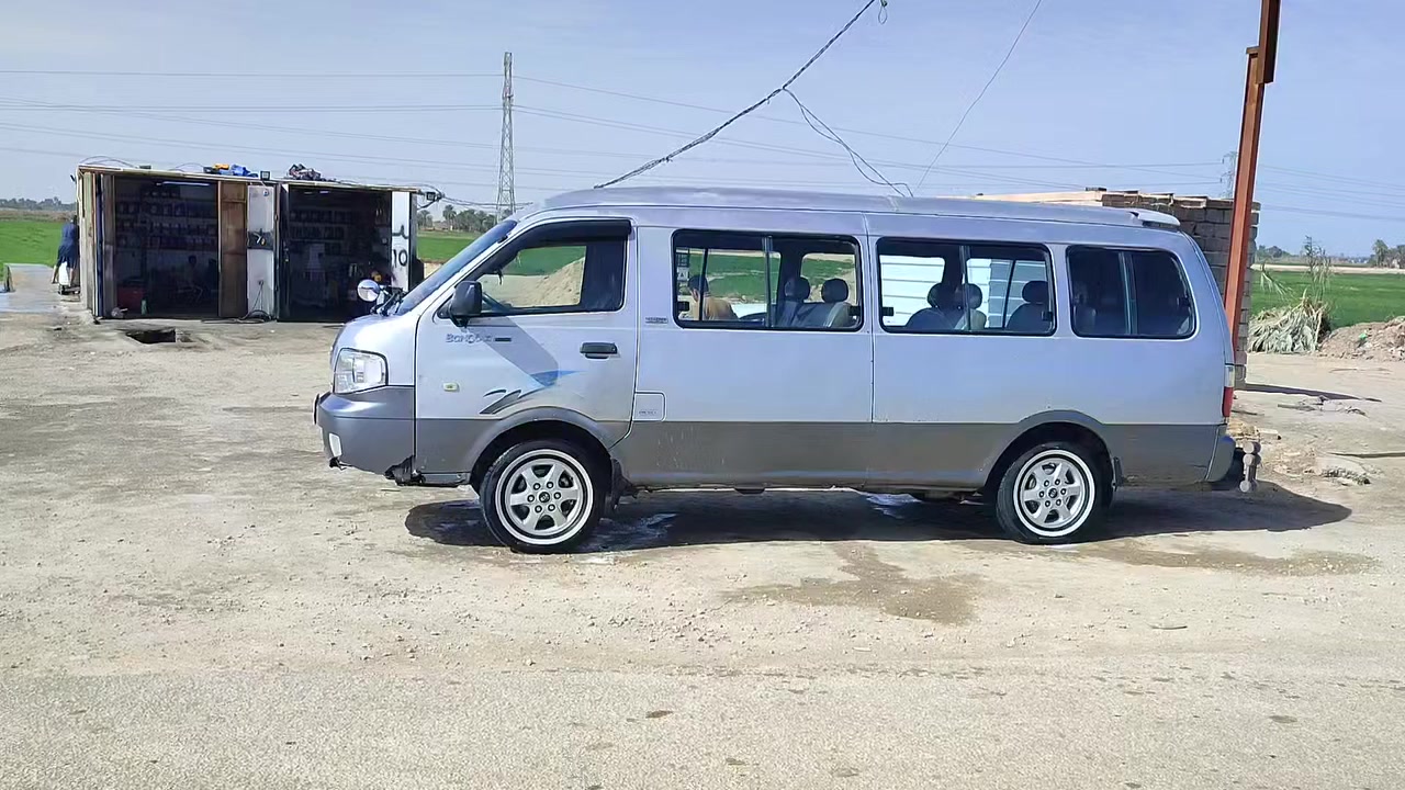 بسم الله الرحمن الرحيم سلام عليكم ورحمه الله وبركاته ابريجو للبيع من غول مسكر سيارها رقم صاحبها رجاء لا احد يراسلني على الفيس رقم صاحبهم اتصل عليه  ‏‪0781 893 9324‬‏
