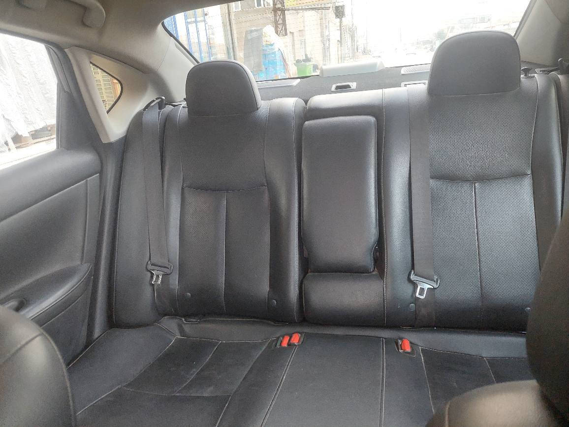 نيسان سنترا 2019 وارد امريكي بيها بنيد وجاملغ فول مواصفات السعر 113 وبيها مجال مكاني ناصرية رقم *********** ناصرية, ذي قار
