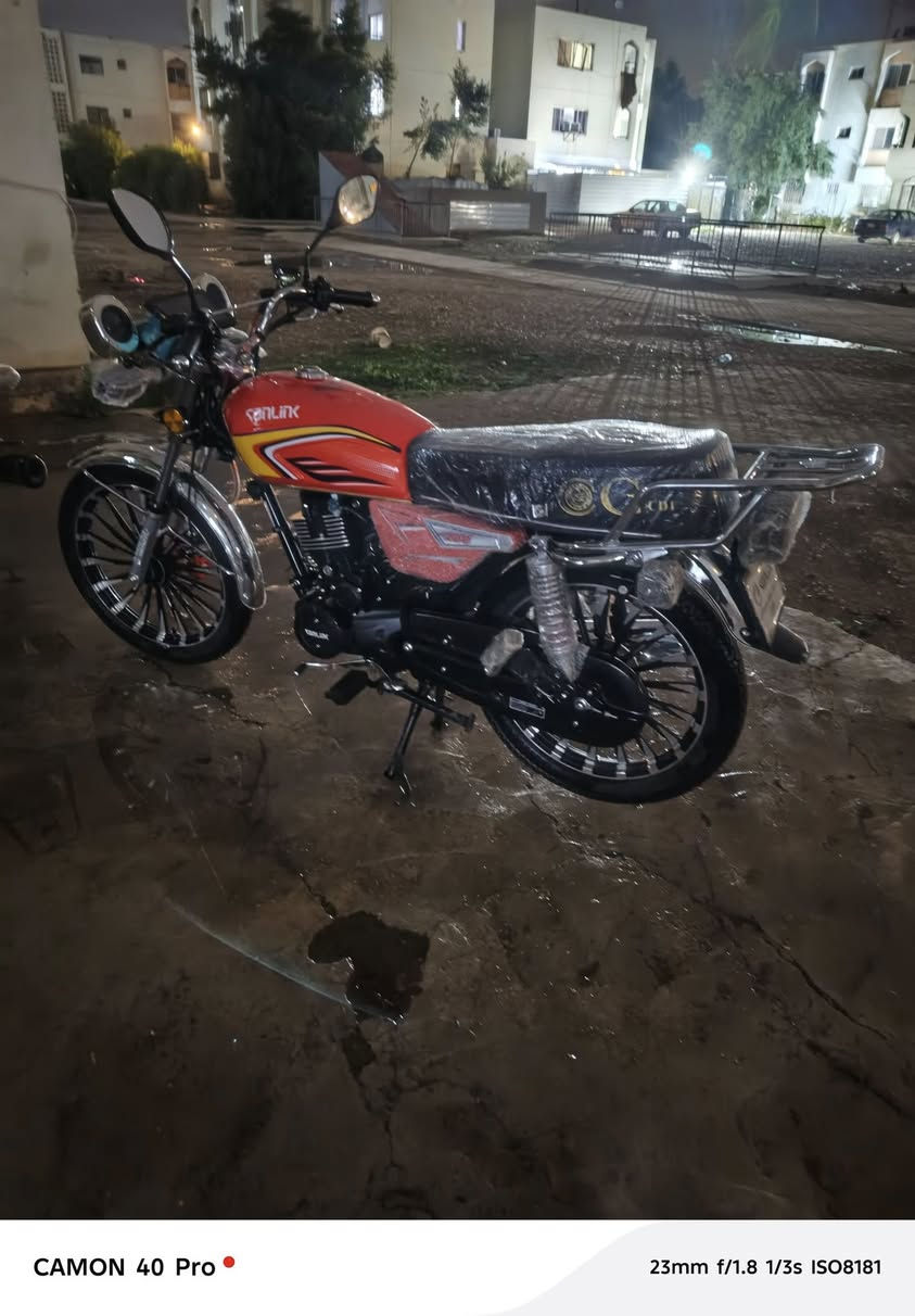 دراجه 25. زيرو زيرو كامله بصمات منفيس كامله لون يخبل محرك 200 السعر 850 وبيها مجال حك جيه مكاني صلاح الدين مجمع الدور ***********.
