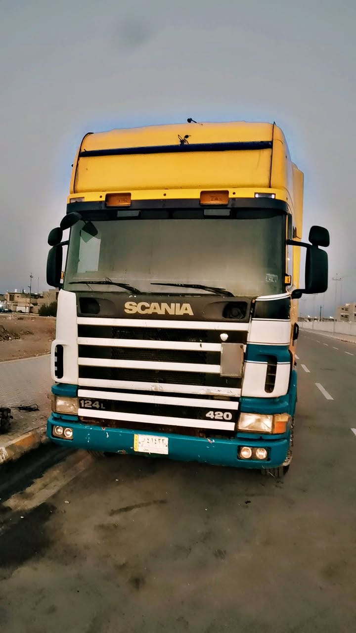 سلام عليكم سكانيا الفينيه بومه موديل 2000
كير مكينه انجكتر شاصي مكفولات كفاله تخم تاير ب لسنويه براد ***********
