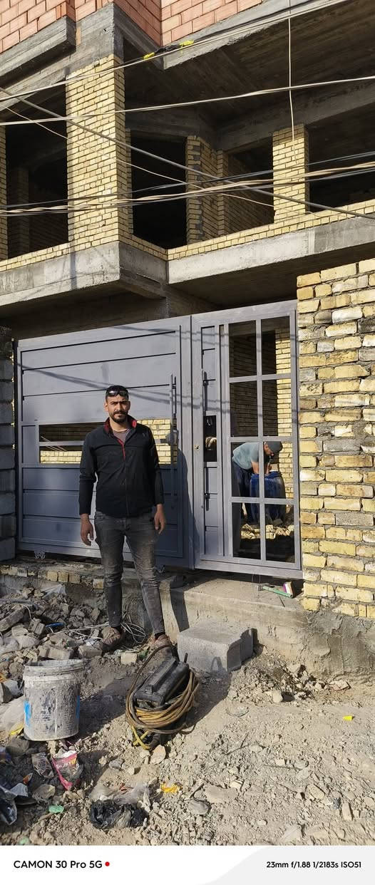 نقد او تقسيط
نقد او تقسيط
عمل كافه انواع الحداده بوب. شبابيك. عمل السقائف العاديه وسقائف الكي سبان غرف السندويج والجينكو صبغ وتنضيف البوب والشبابيك اتصال او واتس ***********
