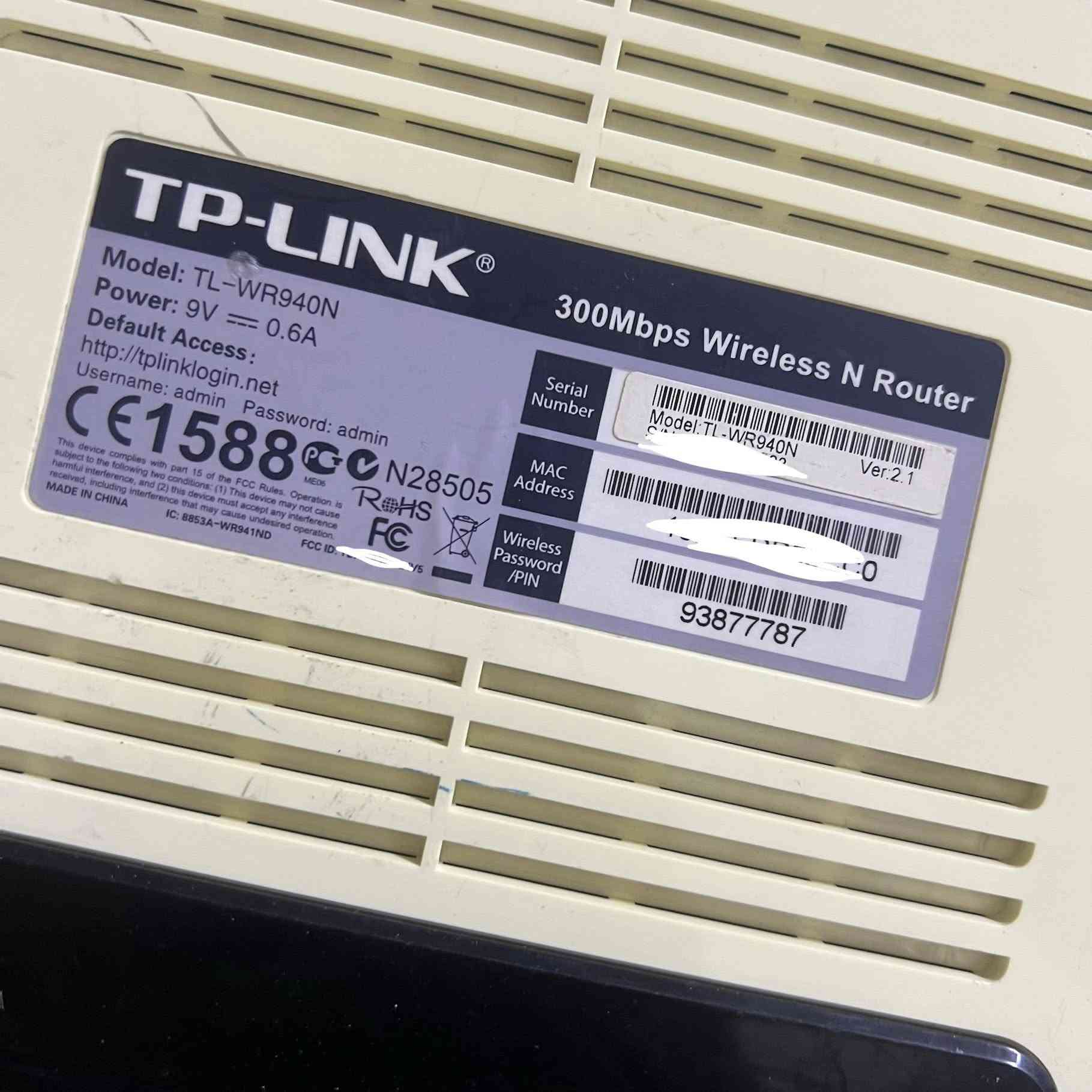 سلام عليكم
راوتر TP LINK TL WR940N 300Mbps للبيع ، نظيف و شغال و ما بي اي مشاكل شرط الفحص ، ويا شاحن tenda 

سعر 15 الف مكاني كربلاء توصيل ماكو


**إذا كنت صاحب هذا الإعلان وتريد حذفه لأي سبب، رجاءا أرسل رسالة إلى الدعم الفني**