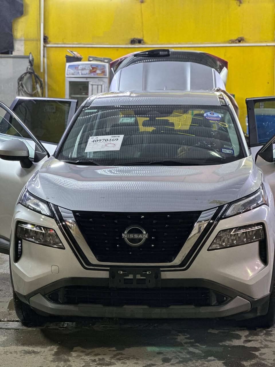 نيسان روج ٢٠٢٣ مواصفات sv
حساسات خلفيه 
كاميرا خلفيه 
كشن السائق كهربا 
رادار امامي خلفي جانبي  
ضرر باب فقط ضرر جانبي بجم كبس  
موضح بالصور 
السياره بدون شاصي بدون ارباك  بدون دواخل 
مكاني كركوك 
محرك ٣ سلندر

السعر ١٦٥ وبي مجال

كاتي تترقم محافضات شماليه 
***********

كركوك
