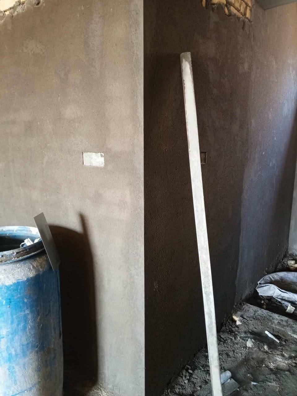 خلفات ثنين متفرغين العمل على المتر *********** وتساب
