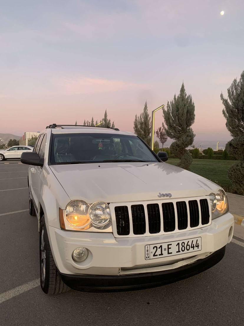 جیپ  ٢٠٠٧ لیمیتد

دەبڵ ئەکسل

فول مواسەفات 

٦ پستۆن 

سلاید 

توڵی سەقف 

بلاجکتۆر 

پایدەر کارەبا 

کوشن جلد + هیتەر + کارەبا 

٢٢٠ هەزار کیلۆمەتر رۆشتووە 

٣ پارچەی بۆیاخە ٢ چەمەلەغی پێشەوە و دەرگای سەکن 

رەقەم و سەنەوی تا ٢٠٣٠ تازەیە 

هەزەی تازەیە 

سلێمانی 

١٠٥ گەلا معامەلە 
***********
*********** السليمانية, العراق
