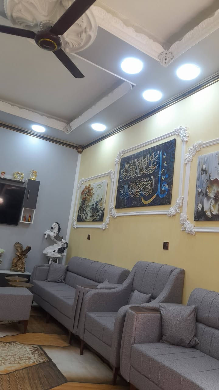 بيت للبيع ١٠٠متر طابقين الإسكان الصناعي نزلة بانزين خانه يم مدرسة الحمزه لو معصومه البيت بي ٤غرف ٢صاله ستقبال مطبخ ٣صحيات السعر ١٥٠ مليون مطلوب الصندوق الإسكان ٥٠ الاتصال بالرقم ***********
