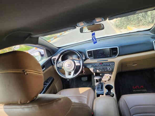 سبورتج خليجي للبيع وترهم مراوس موديل، 2021 
السياره بوضع الشركه 
كفاله عامه عده رصعه بكد الصبع 
رقم بغداد الجديد 
محرك كير ع شركه 
السعر 207 
مكان السياره بغداد 
*********** موجود واتساب اتصال 
***********
