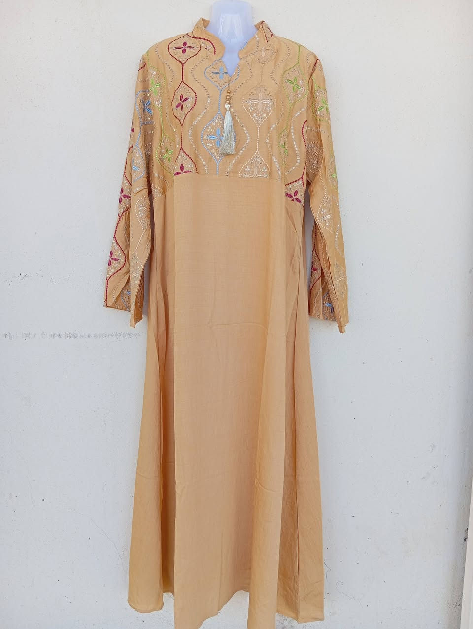 ✨ وصل حديثاً إلى محلات الغازي – قسم النسائي ✨
تشكيلة جميلة ومميزة من الملابس النسائية تناسب كل الأذواق 🌸
متوفر لدينا:
👗 دراعات نسائية موديلات أنيقة ومريحة
👗 دشاديش نسائية بأقمشة جميلة وموديلات حديثة
🧥 رواب نسائية عملية ومريحة للبيت
🧣 شالات بألوان وتصاميم متنوعة تكمل أناقتج
جودة حلوة وأسعار مناسبة للجميع 💯
📍 زورونا في محلات الغازي وخلّي أناقتج تبدي من عدنا.

الموقع: شميط -الشارع العام-مقابل اسواق باسم العيدان 
للاستفسار: ***********
***********
