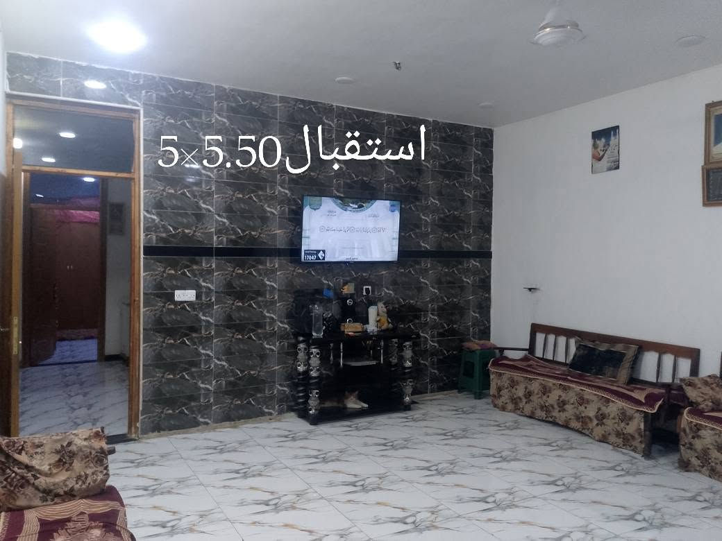 الدار للبيع مع المحل مساحته180م مجاور مدرسه المسار للبنات للاستفسار ***********المراجعه مع نفس الدار
