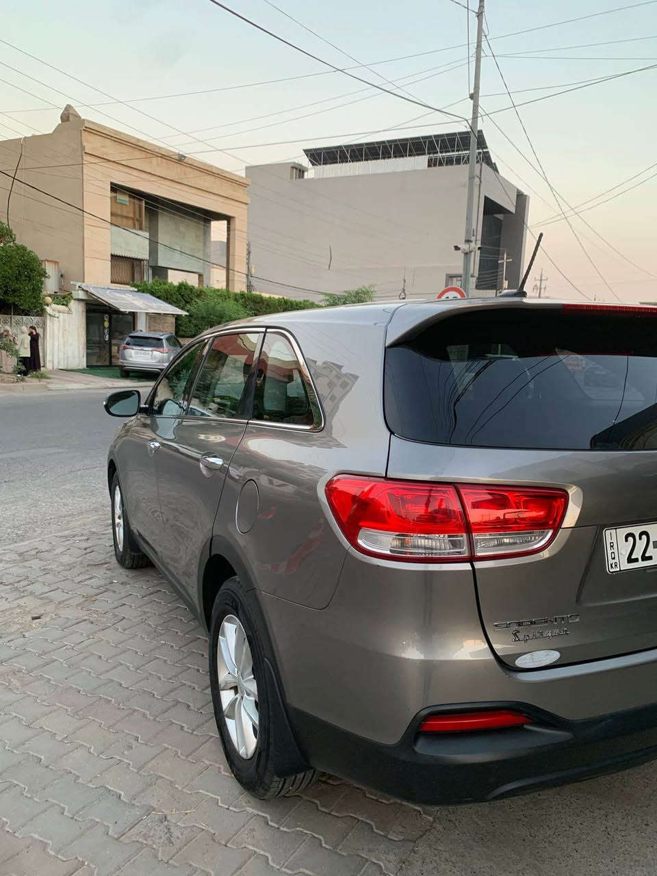 Kia Sorento #217
Model.     2018 
بۆنیت چاملغ سایق سبوغ 
نەرمە تەزرەی هەیە 
بەدەنە و شانسی هەیتی
ئێرباگ هەموو بویتەوە
مەکینە / V4 کەپس 
ڕۆیشتن / ١١١ هەزار میل 
رەقەم و سەنەوی نوێیە 
نیو مواسفات 

نرخ / ١٦٥ مجال
*********** واطسب أربيل, العراق
