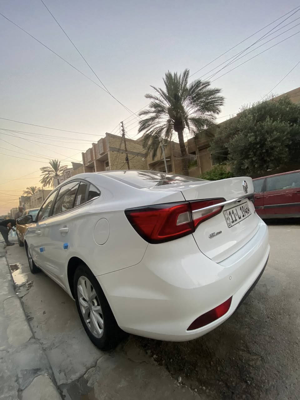 السلام عليكم للبيع ام جي مديل 2024 ماشيه5 الاف جديده ومكفوله فقط شويه بارد بل جاملغ الامامي مواصفات كونفرت فول مواصفات عده الفتحه السعر 105 وبيه مجال 
مكاني بغداد***********
