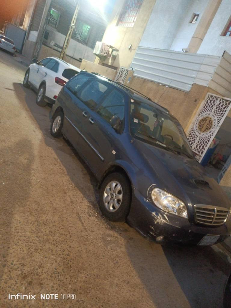 كيا كرنفال موديل 2003 رقم بصره عندي بيهة وكاله سنويه منتهيه صاحب سياره بل سماوه سياره بيهة نواقص مكينه كير جديد سياره  موجودة بل بصره السعر 55 بيهة مجال سياره كاز *********** المدينة, البصرة
