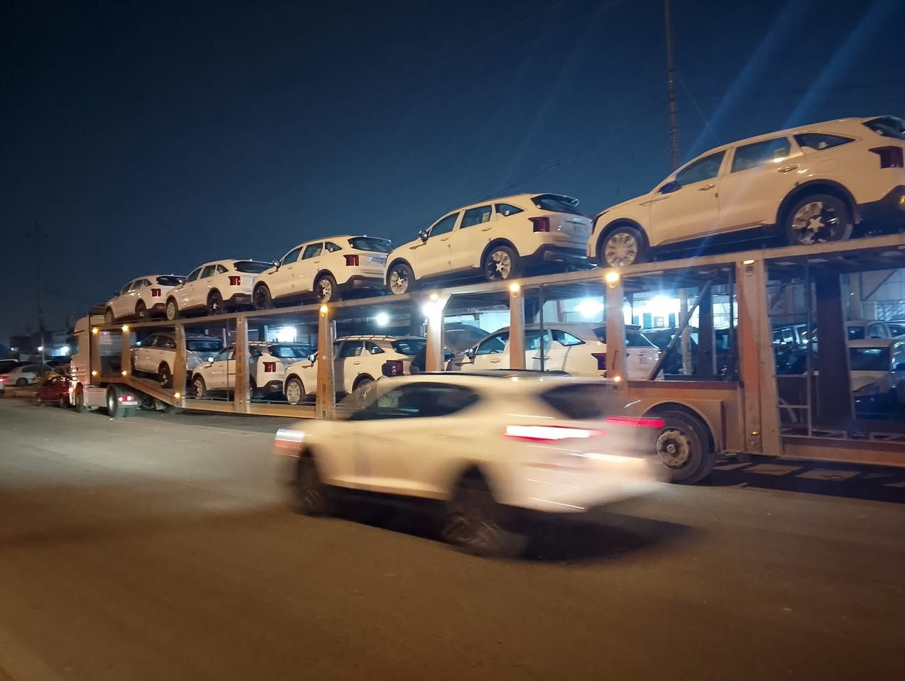 سلام عليكم 
كيا سورنتو 2025
ضمان المجموعه الدوليه 
متوفر جميع الفئات 
ضمان 100الف كيلو او خمس سنوات صيانه 
متوفر في معرض الحاج ابو تحسين الدراجي 
*********** احمد الدراجي
