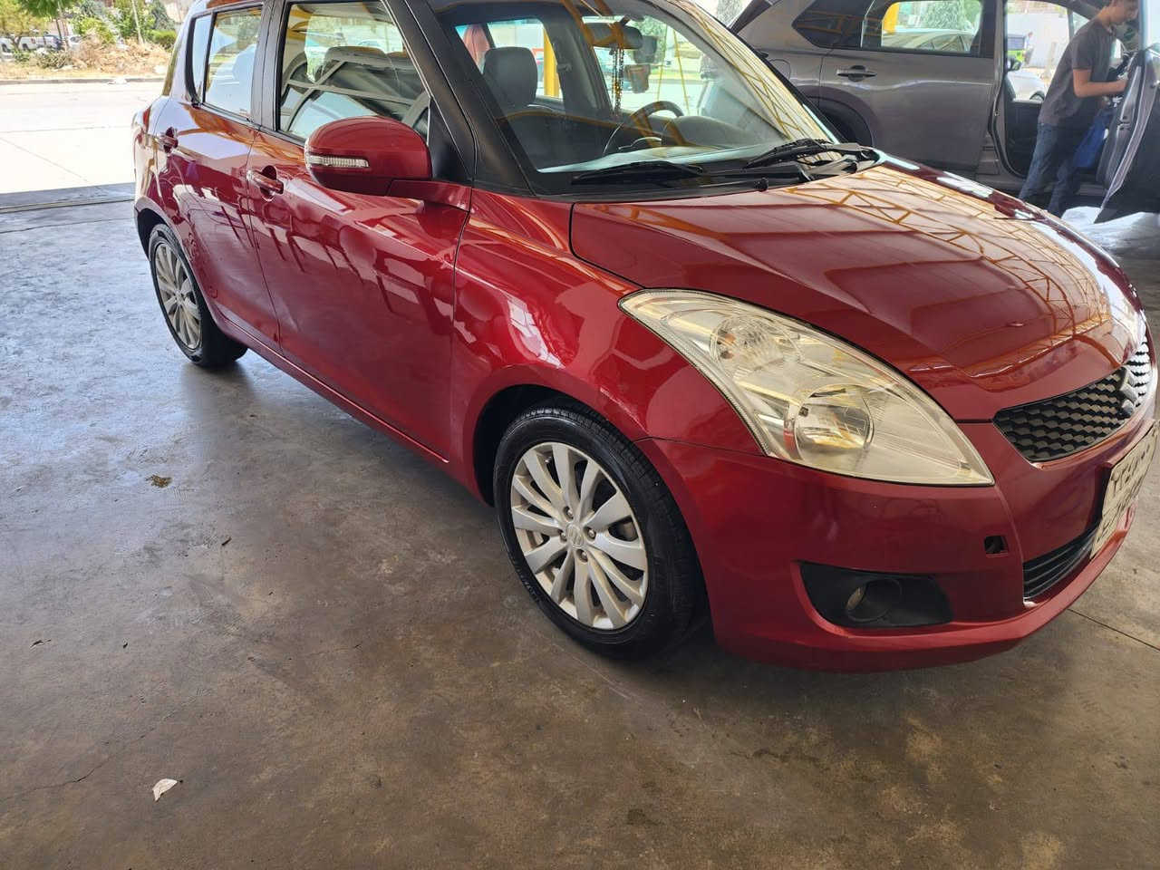 Suzuki swift 2013 فول فول موةسةفات بي سلايت بؤياخ  بةس بؤنيت بي داخلي بي ئيرباك   *********** مؤبايل  سعر 82 أربيل, العراق
