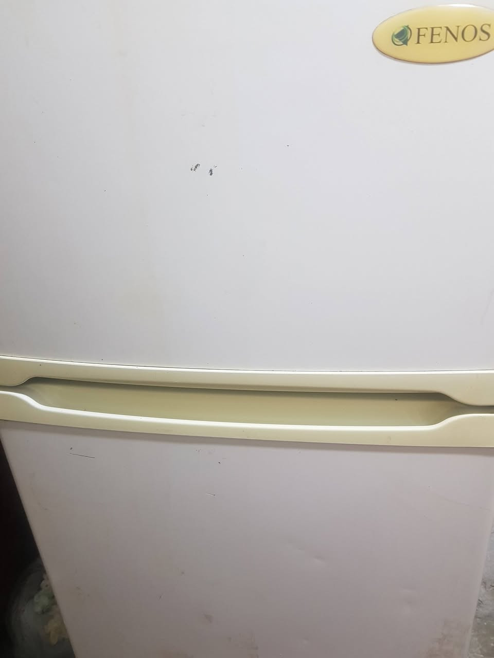 غراض منزليه للبيع مكينه مال لحيم وطباخ وثلاجه وقنينه وبلازمه حجم 32 وكاونتر السعر 450 فقل الستفسار واتساب فقط *********** او ع صفحه
