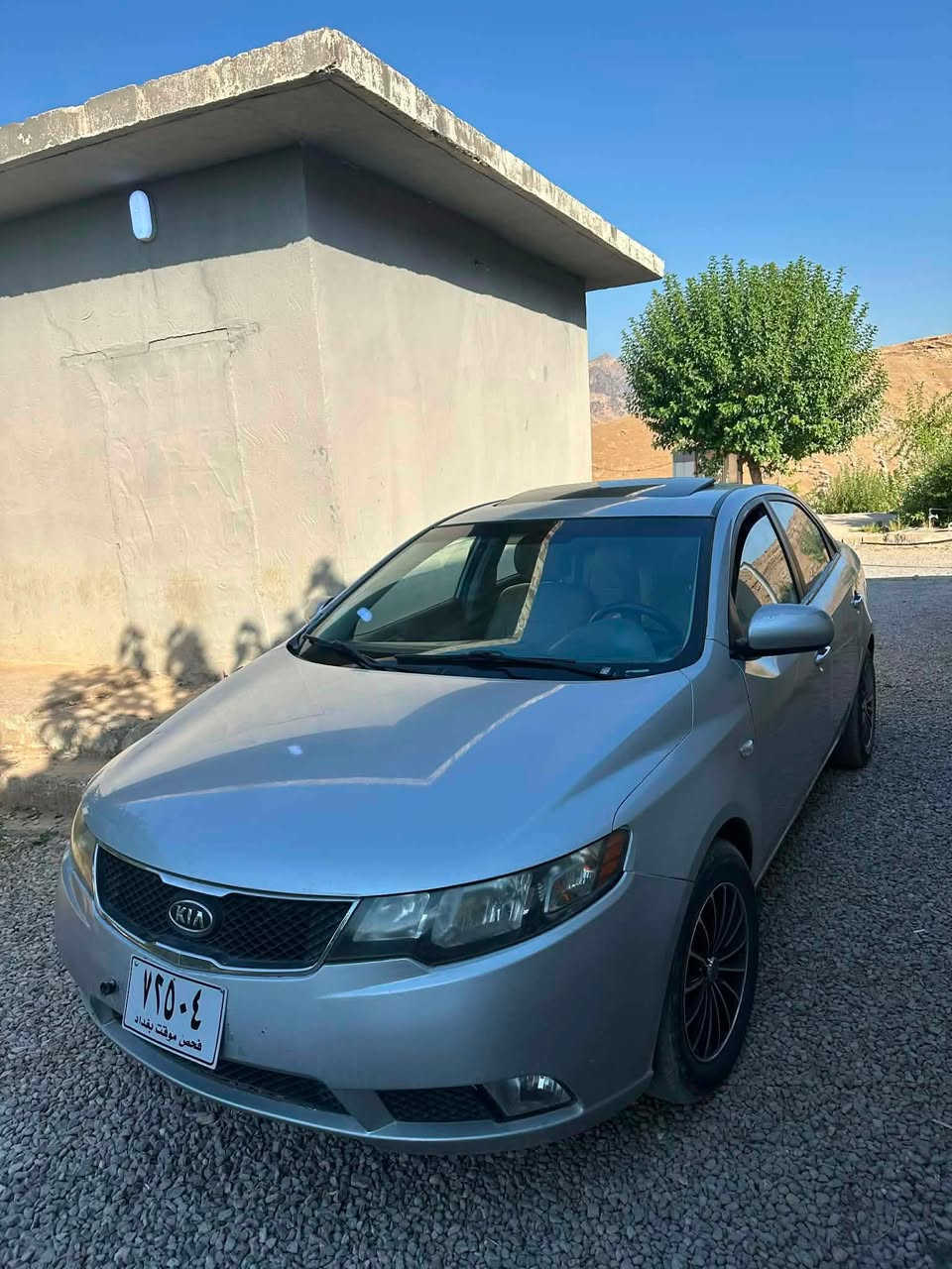 بەناوی خوای گەورە
کیا سیڕاتۆ ٢٠١٠ بڕاوەی دوبەی کۆدی هەیە مەکینە ئاڤانتی بیلادی 
بەشەرتی ئەوەی بیرت بچێتەوە کەی بەنزینت تێی کردوە 
فول فول مواسەفات سڵاید کوشن جڵد کوشن هیتەر حاسە
تەنجیل بلوتوس بیلادی سوکان ڤۆڵیۆم تەبرید سارد و گەرم لەسەر سویچە یەدە نیکڵ ویل کەپ دەعم و لێدران و گێڕ و مەکینە بەشەرتی ١٠٠ فیتەر و وەستا سەیارەکە بە مەعنای کەلیمە ئیقتیسادیە گۆڕینەوەشم هەیە بە شتێک بەدڵم بێ
 سعری ٤٥$ معامەلەیەکی زۆر کەم شوێن ڕانیە 
*********** ڤایبەر / وەتس ئەپ
