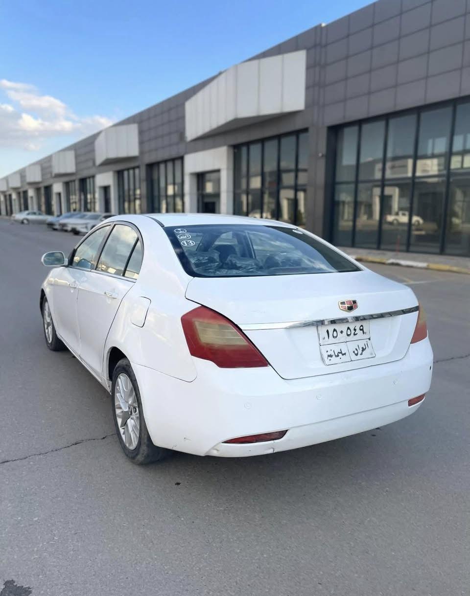 جیلی 
مۆدیل 2013
تۆماتیک
دەعمو لیدراوی نیە 
گێرو مەکینە بەشەرت 
کارەبای مەز بوتە 
تەبرید ساردو گەرم ئیشەکا
سەیارەکە تابلی جایزەو ریکو پیکە 
سەیارەکە رەقەم سلیمانیە تەحویل ناکری بەس بەئەوەلیات ئەیفرۆشم 
حیجزی لەسەرنەبیو مالی کەسنەبی 
سعری کۆتای 32$ گەلایە
***********
