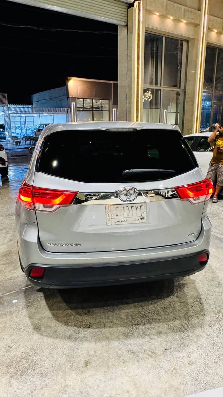 تويوتا هايلاندر للبيع - ٢٠١٧

• نوع السيارة: تويوتا هايلاندر (Toyota Highlander)

• الموديل: 2017

• الفئة: LE

• المحرك: 6 سلندر

رادار 

تبريد مركزى 

شاشه كبير 

تحكمات ستيرن 

 دبل اكسل

رقم صاحب سيارة ***********
