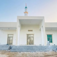 "إِنَّمَا يَعْمُرُ مَسَاجِدَ اللَّهِ مَنْ آمَنَ بِاللَّهِ وَالْيَوْمِ ...