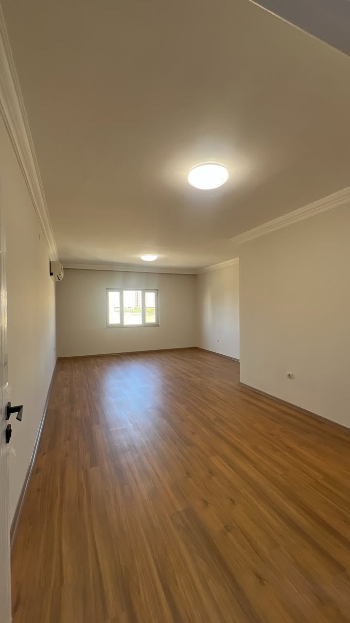 فرصة مميزة للسكن الراقي في مجمع افروستي – نوع B
شقة للبيع في مجمع افروستي
📐 المساحة: 168m
🏢 الطابق: 3
🌤 أطلالة شمال.شرق 
للمزيد من المعلومات:
0750 200 8118
0770 448 8118
