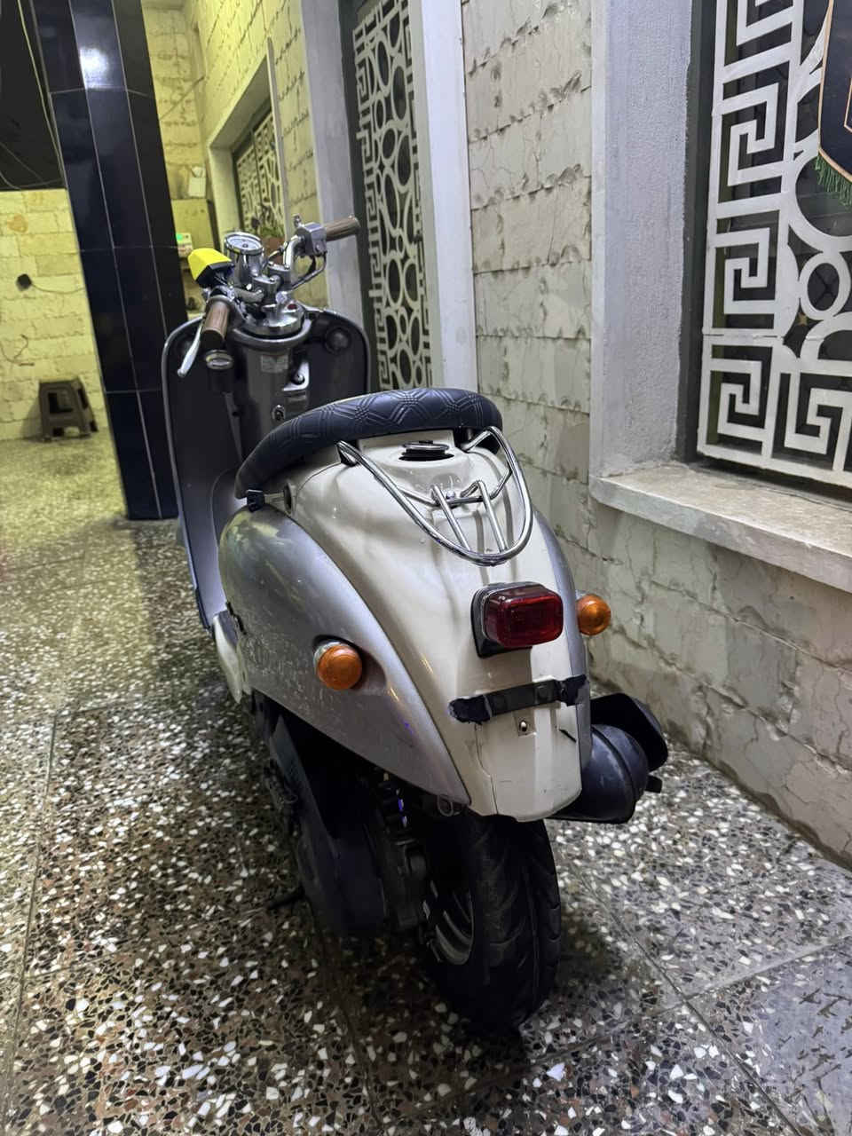 سلام عليكم دراجة عبد الحليم
دراجه لا ممفتوحه ولا اي شي بيه جيب فيتر وتعال افحص على راحتك كله شغاله كهربائيات هورن سلف تايرات جدد بريك جديد حته العداد يشتغل دراجه كامله على اخير شي سعر الدراجة 350 وبيه مجال 🤍
هذا الرقم ***********
