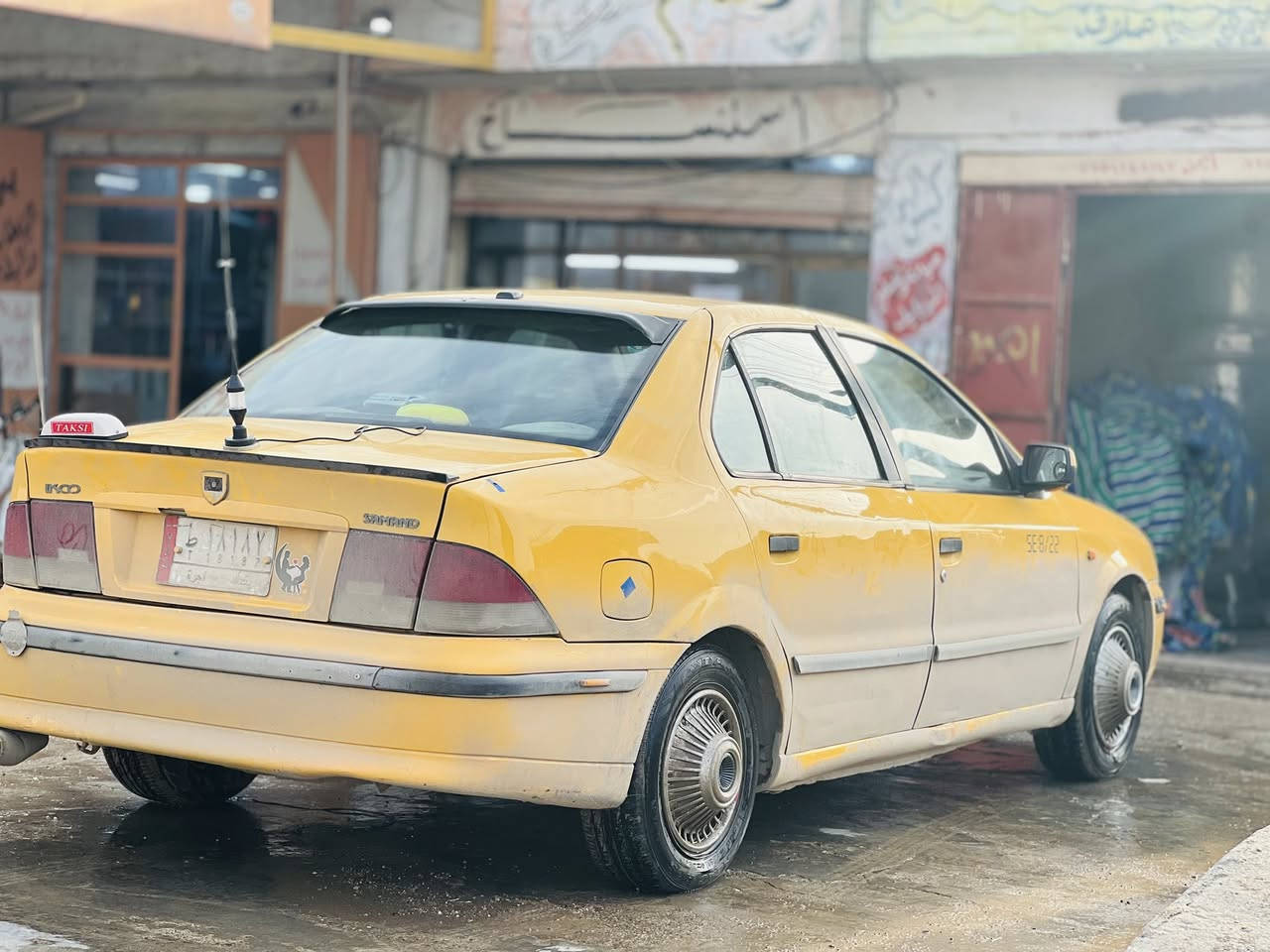 سلام عليكم سمند موديل ٢٠١١
سياره مشروع وطني لحد ال٢٠٣٠ اي معجون مابيها فقط معره هلال الخلفي كير ومكينه فرنسي ١٨ مكانها كركوك 
سياره جاهزه من كلشي 
***********
