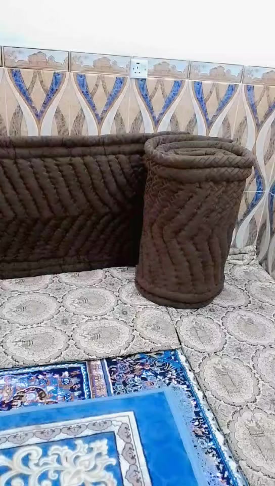 السلام عليكم خياطه الرحمه تقدم لكم كل ماهوه جديد اي شي تحتاجونا احنه بخدمتكم خياطه درجه ولى تشتغل قسط ونقد كل وعليكم زيارت صفحتنا أو مراسلتنا وتساب ***********
