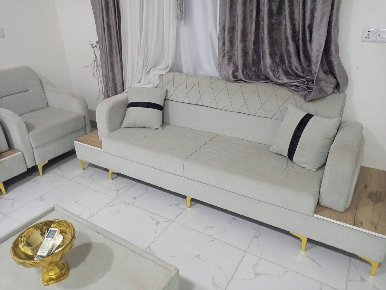 للبيع تخم كامل جديد السعر على الخاص او الاتصال
***********
