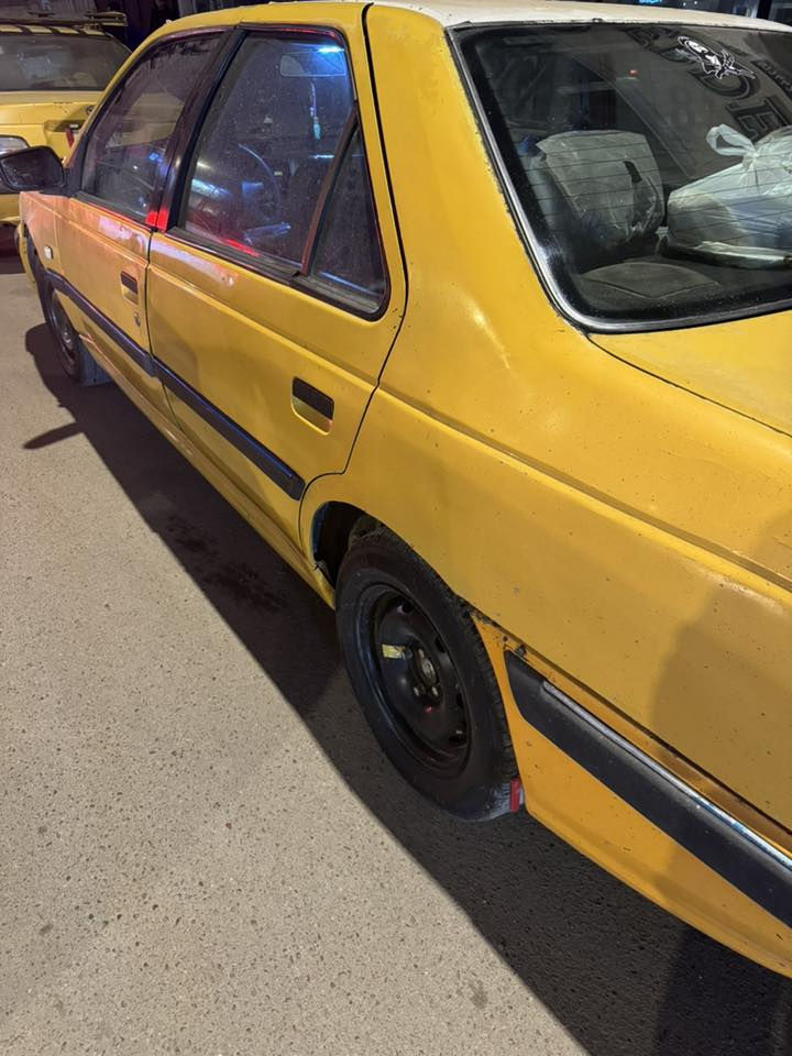 سلام عليكم بيجو باوص موديل10 بيه ضربه بل جاملغات الخلفيه سياره خير من الله تبريد شغال كهربايات شغاله تحويل كبل يحولك راعيه السعر32 بيه مجال حك جيه ***********
