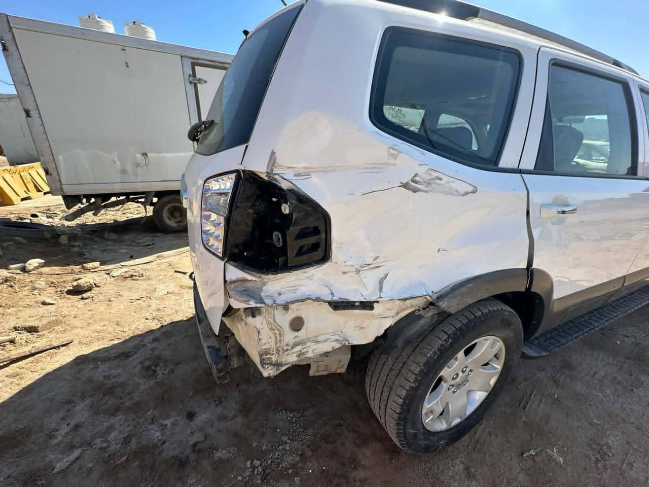 السلام عليكم 
كيا موهافي
موديل 2012
خليجي
فول مواصفات
بصمه تشغيل 
كفاله عامه سابقاً
السياره شغاله 
كير ومحرك كفاله
ابيعه على حادثه
السعر135
مكلف بل نشر 
هذه رقم صاحبه
***********
