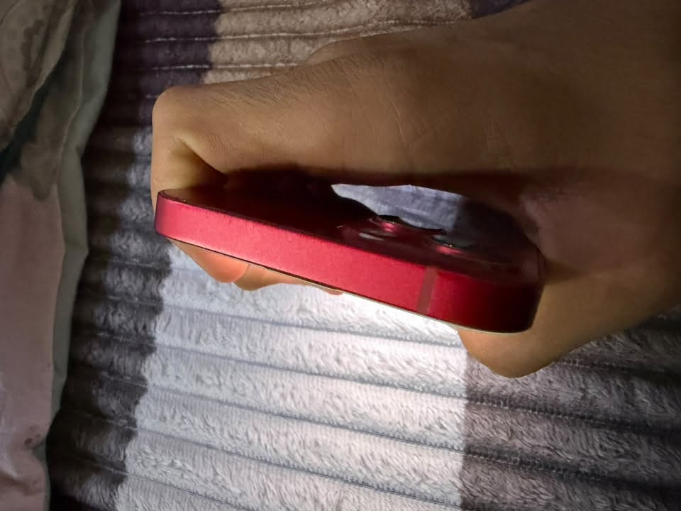 ايفون 13عادي احمرر بطاريه 98 بلاديه ذشرط الجهاز وضع شركه ومايعبر هوا ومستخدم قليل شرط وتر بروف وتغسلو بل مي وضع شركه ماكو مستخدم بهيج نضافه ذاكره 128 شرطك ضمان جهاز مايعبر هوا نورمال سعر 460 بي مجال *********** مكاني موصل
