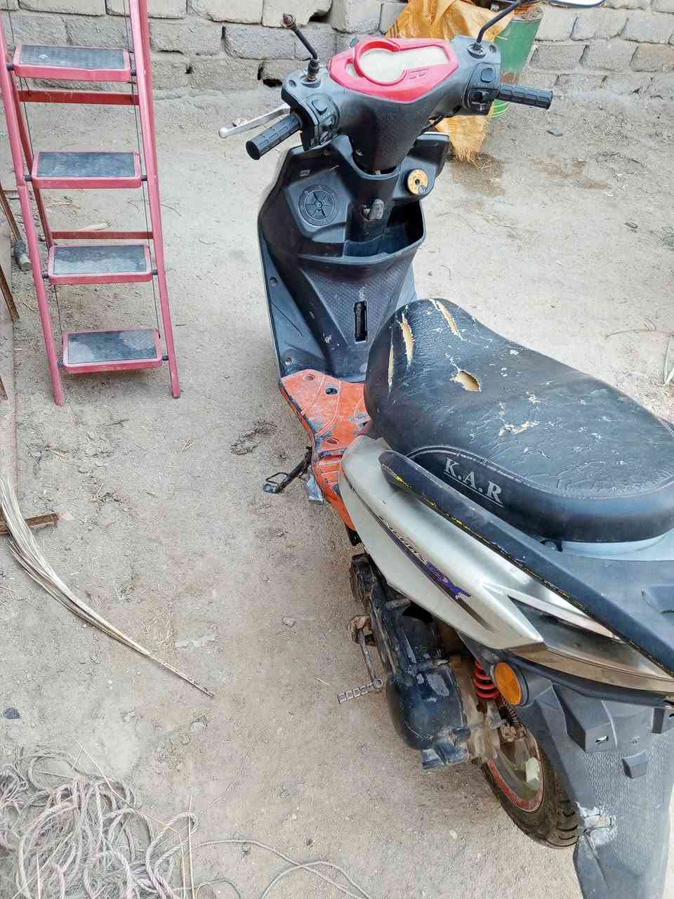 السلام عليكم
دراجه سكنس شغاله سلف هندر كهربائيات كله شغاله كامله بيه خيط دخان فقط رايده 150 الشراي يجي خاص *********** سوق الشيوخ كرمه بني سعيد
