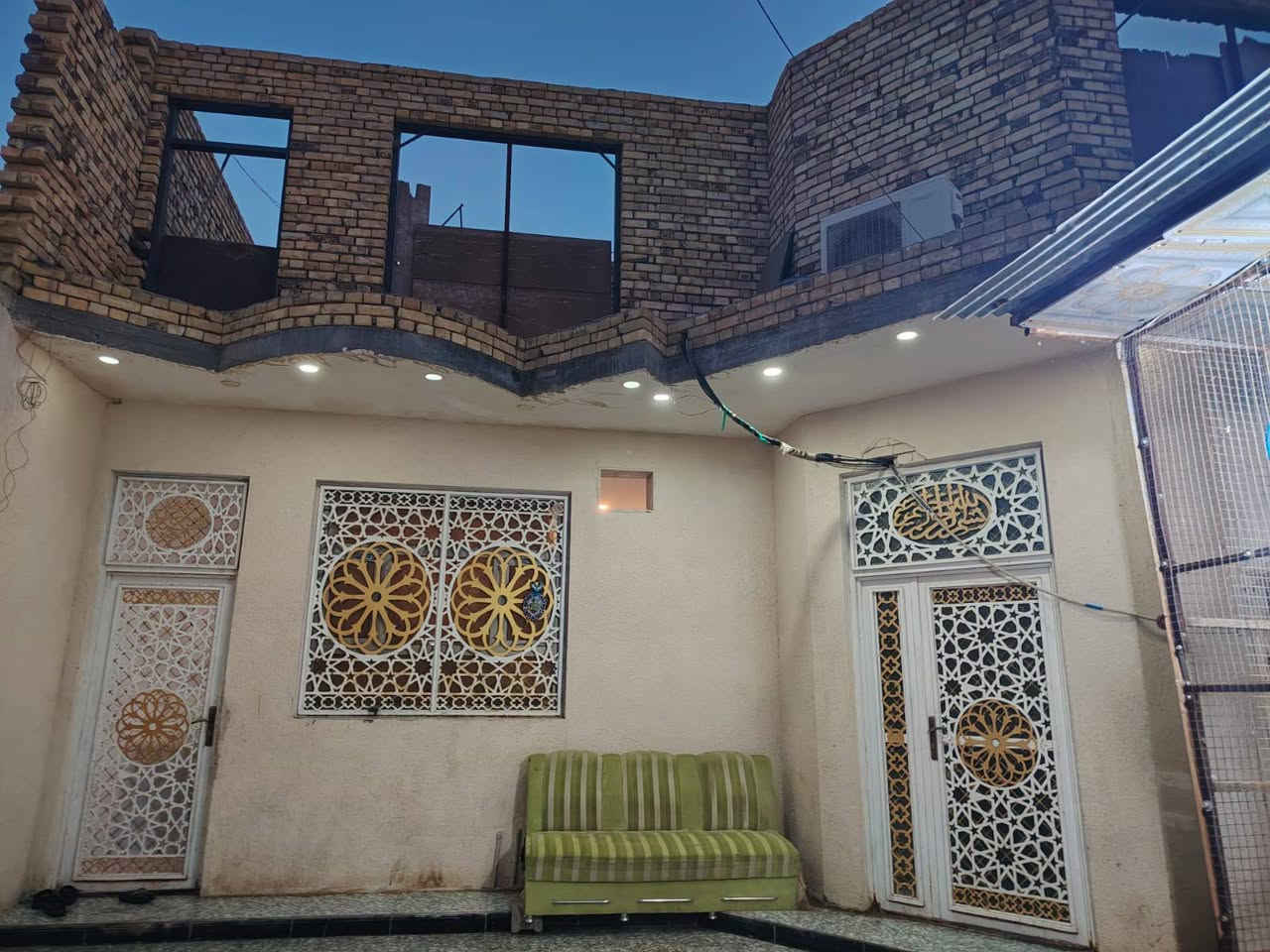 سلام عليكم يولد. بيت. للبيع ميسان دوانم دور النفط السستفسار ‏‪***********‬‏

