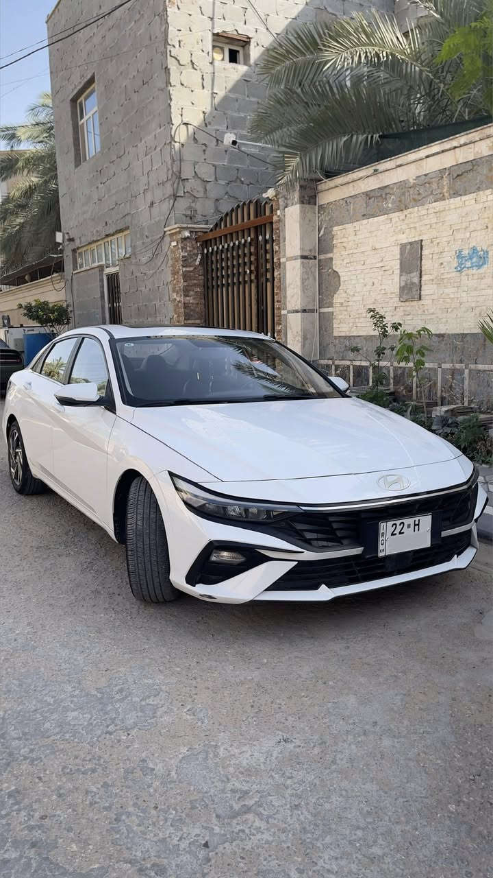 السلام عليكم
النترا صيني موديل ٢٤ 
ماشية  ٣٤,٠٠٠  

كفالة عامة 
بيها بس رصعة بباب السايق و طعجة بالعتبة 
موضحات بالصورة 

مواصفات 
بصمة 
فتحة سقف 
مثبت سرعة 
تحكم ستيرن 
حساسات امامي / خلفي

١٣٧$ وبيها مجال بسيط 

تواصل 
***********
