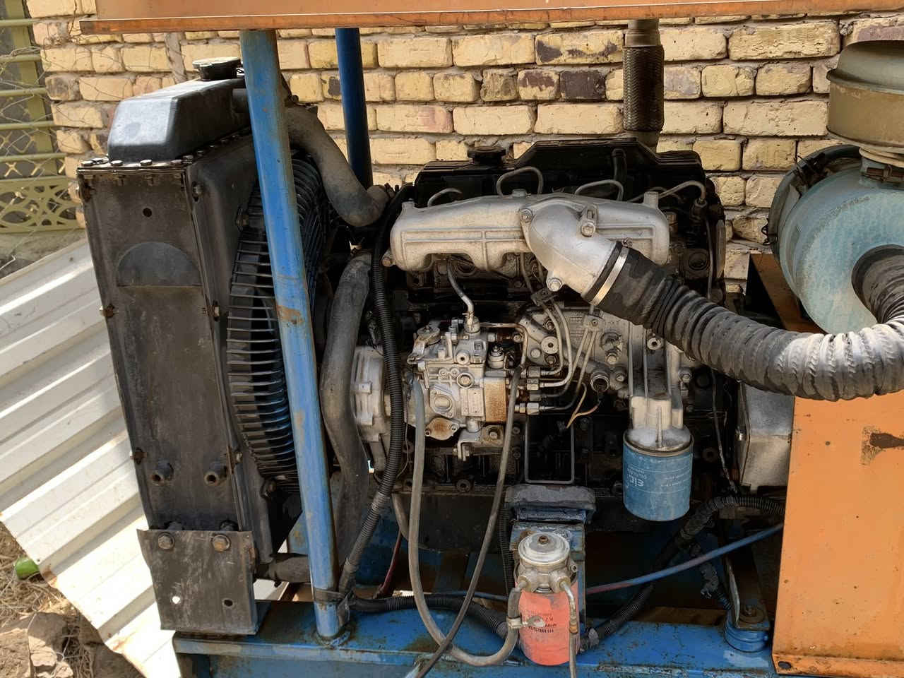 مولده كيه 2701 محرك جديد عل شرط لا تنقيص ولا تبخير جهاز طفاء تشغيل ذاتي وتو 30 كيفي ثري فيز مكاني نجف السعر 16 وبيه مجال بصيط ***********
