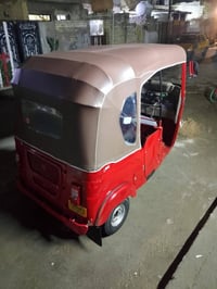 اخوان تكتك 21 شهر 12 للبيع بكاني بغداد الشعب خابرني وبخدمتك رقم وسنويه...