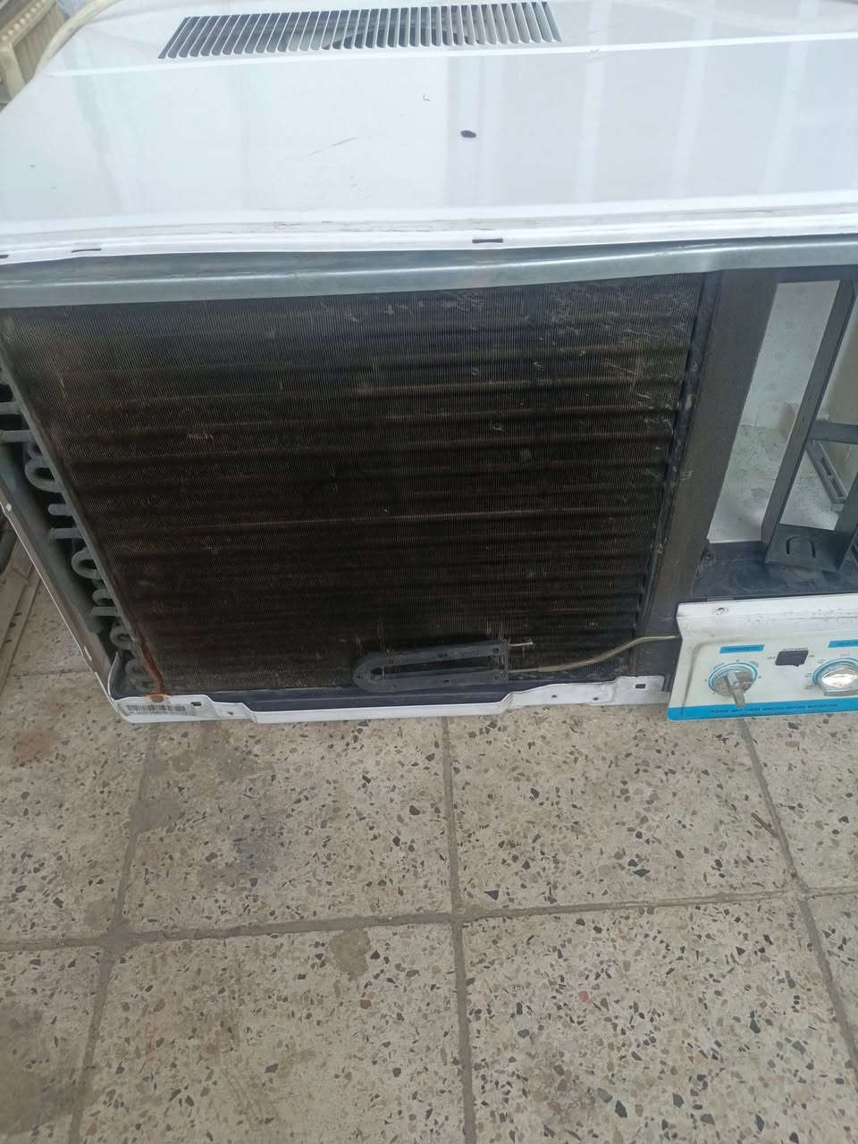 للبيع
مكيف ميديا ٢طن
نظيف جدا سعرة قفل
١٧٥،،، الف للاتصال على الرقم ***********
بغداد،،، مقابل فندق شيراتون
