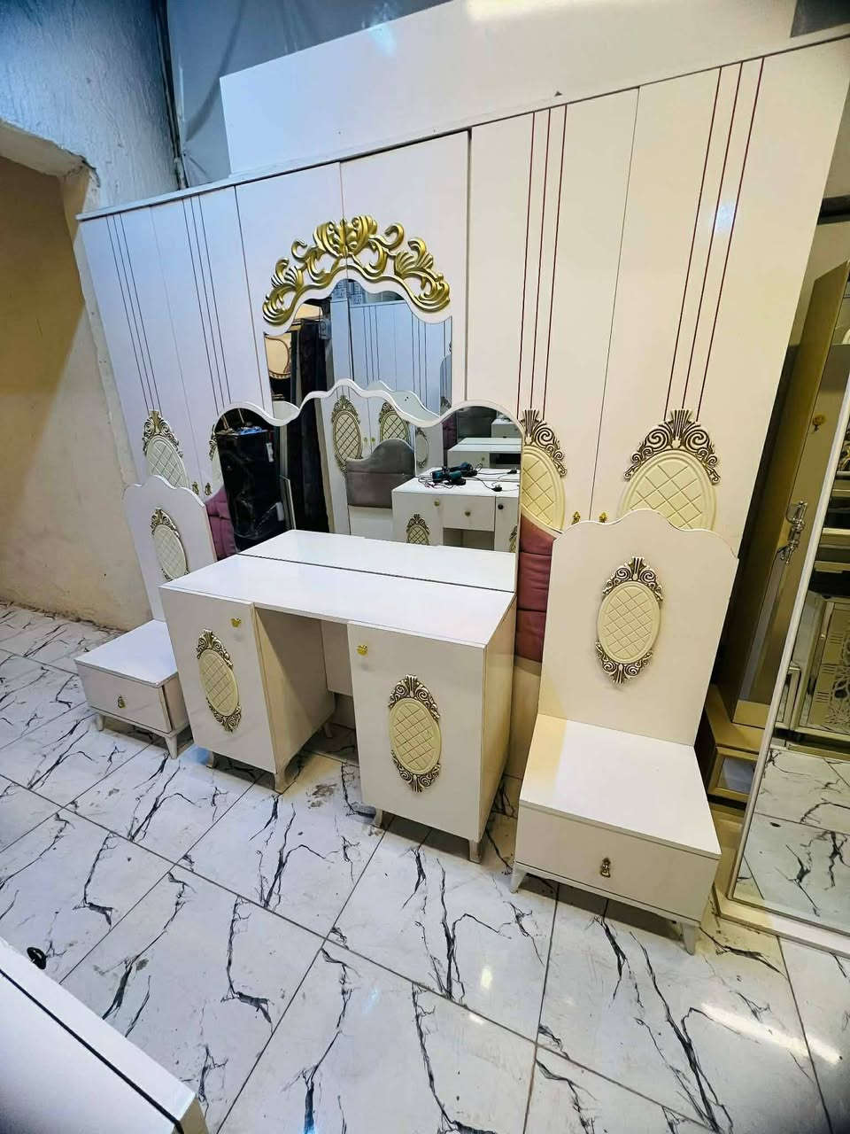 سوينه عروض عل الغرف بدل 600 صارت بس 475 سارعوو لحجز 6 قطع مع شد نقل داخل بغداد مجاني 😉@


**إذا كنت صاحب هذا الإعلان وتريد حذفه لأي سبب، رجاءا أرسل رسالة إلى الدعم الفني**