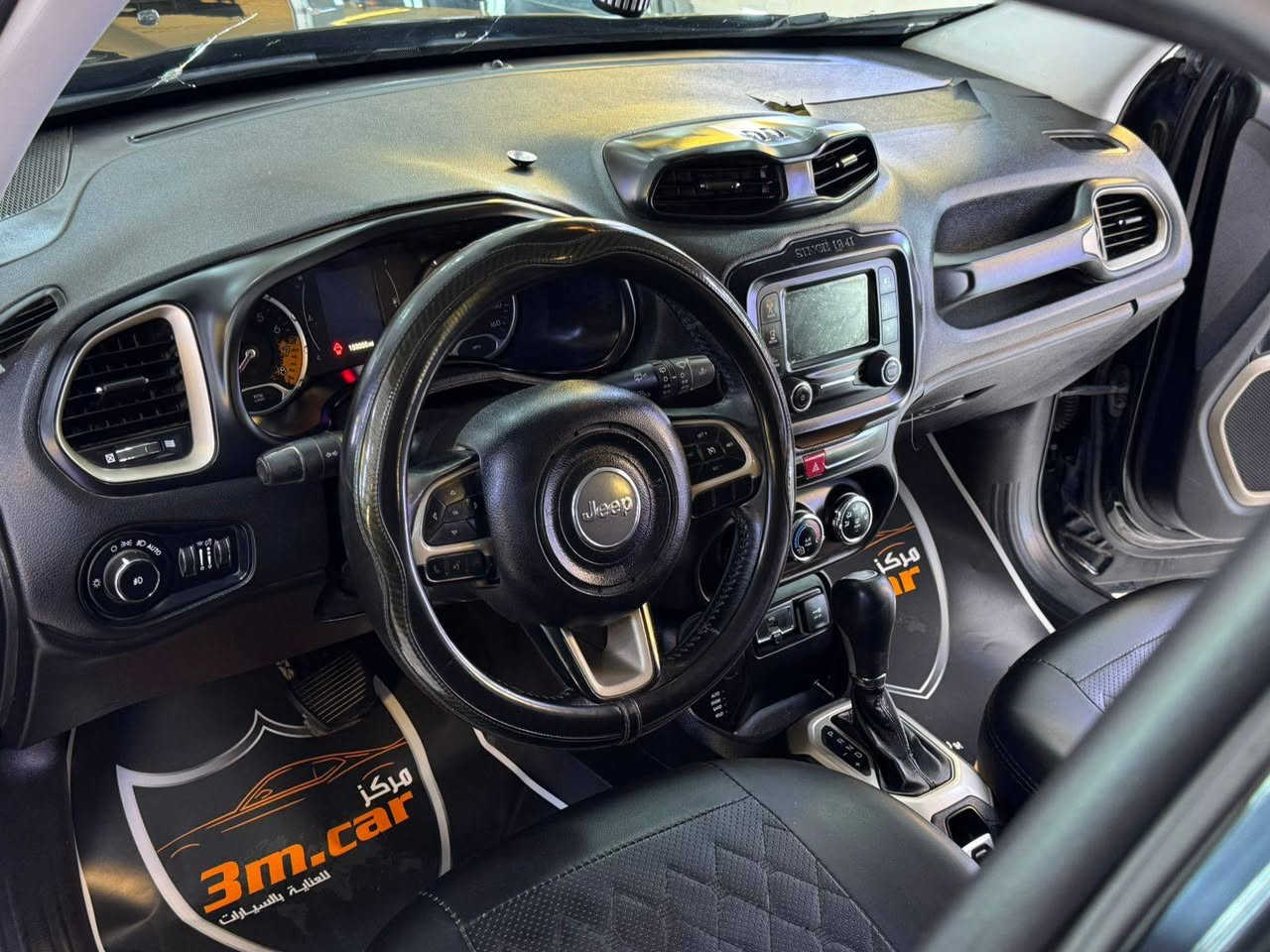 السلام عليكم
للبيع جيب رنكد موديل ١٦
 سوداء اللون مكفوله من الصبغ والتبديل فقط بارد بخشم البنيد 
رقم كربلاء الجديد 
ماشيه ١٣٣ ألف 
السياره جاهزه من كل شي تخم تاير تبريد ثلج رون فول بصمه كامره / حساسات وارد امريكي كلين تايتل
 السعر ١١٠ مع المجال البسيط مكان السيارة كربلاء
 رقم الهاتف ***********
