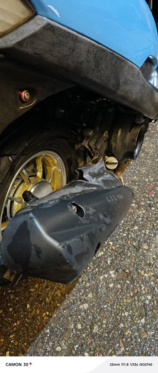 السلام عليكم دراجه للبيع مكاني بغداد حي الجامعه دراجه شغاله سيف شغال كلها شغاله كهربائياتها شغاله اللي يحب يراسلني عليها على الواتساب حياكم الله ***********
