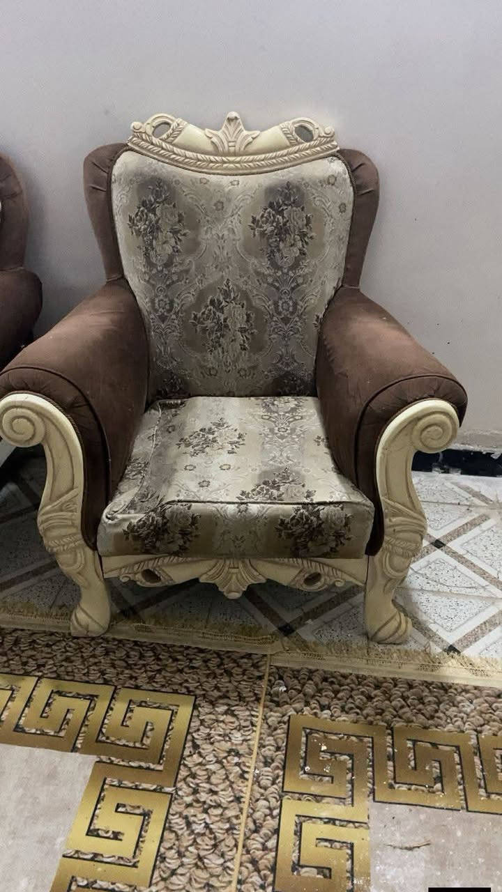 تخم. ملكي 7 مقعد ب125
بابل الهاشمية حي العسكري 
***********
