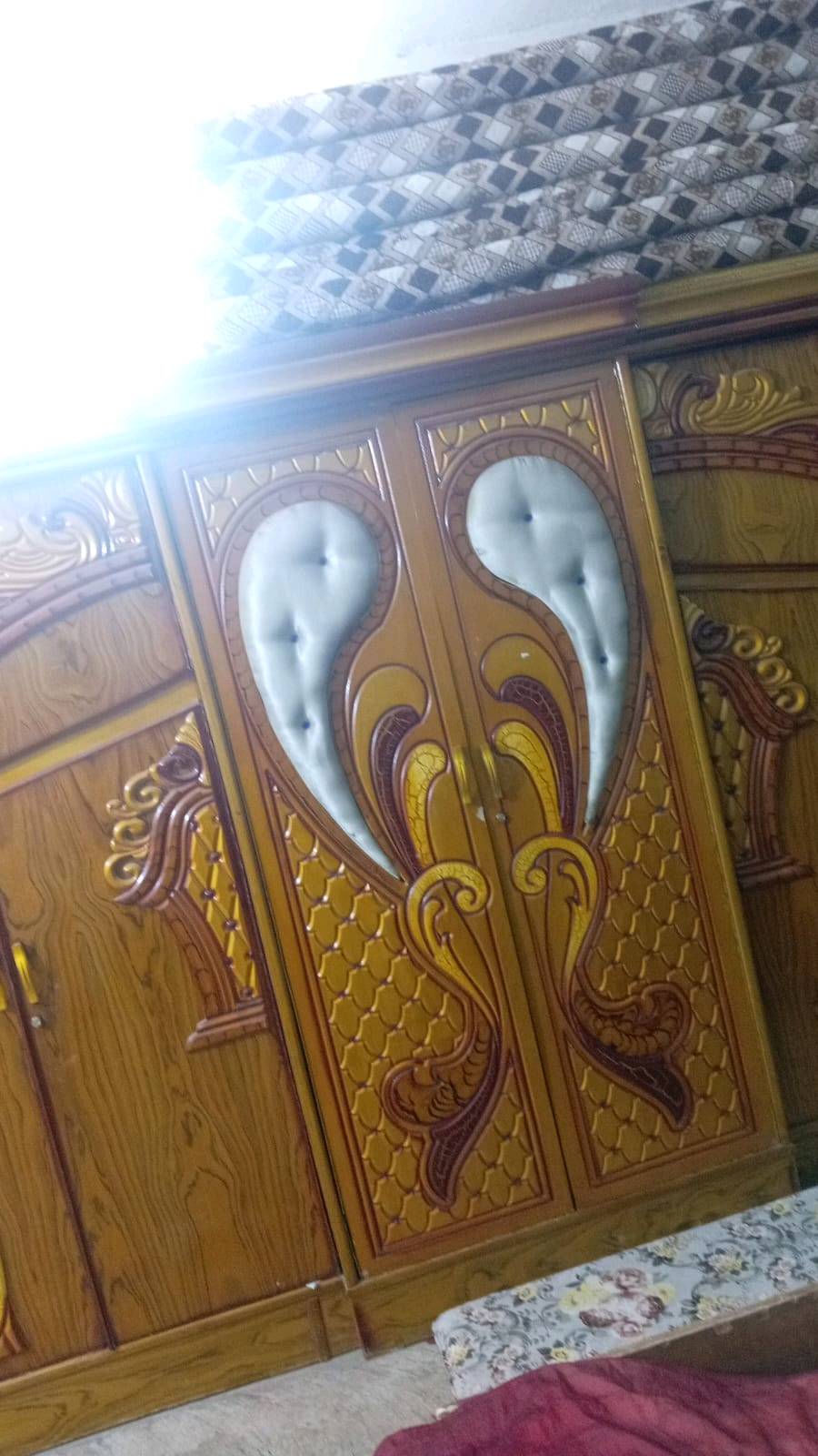 🛏️ غرفة نوم أنيقة ونظيفة جداً
✅ بحالة ممتازة وجاهزة للاستخدام
✅ تصميم جميل ومريح
✅ مناسبة تواصل معي واتس اب