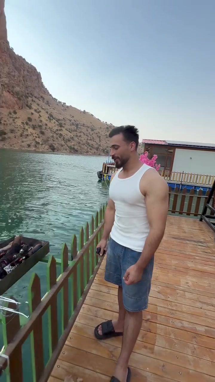 دع القيادة لنا واستمتع بالرحلة

اني محمد ابو سيارة من داخل السليمانية 
تأجرني نفتر مصيف. نشتغول بنظام خصوصي.🚗🚐
رقمي ***********
