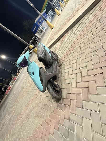 السلام عليكم شباب دراجه ماكس عدله للبيع الدراجه رمبه كدامك بيها كفر أربعا ويل كب  تايرات  ماصده اصليه بنفسجيه صالنصه اصليه وبيها نواعم الدراجه كدام  عينك متعرف بيها لا تتصل ***********  مكاني بغداد الكاظميه
