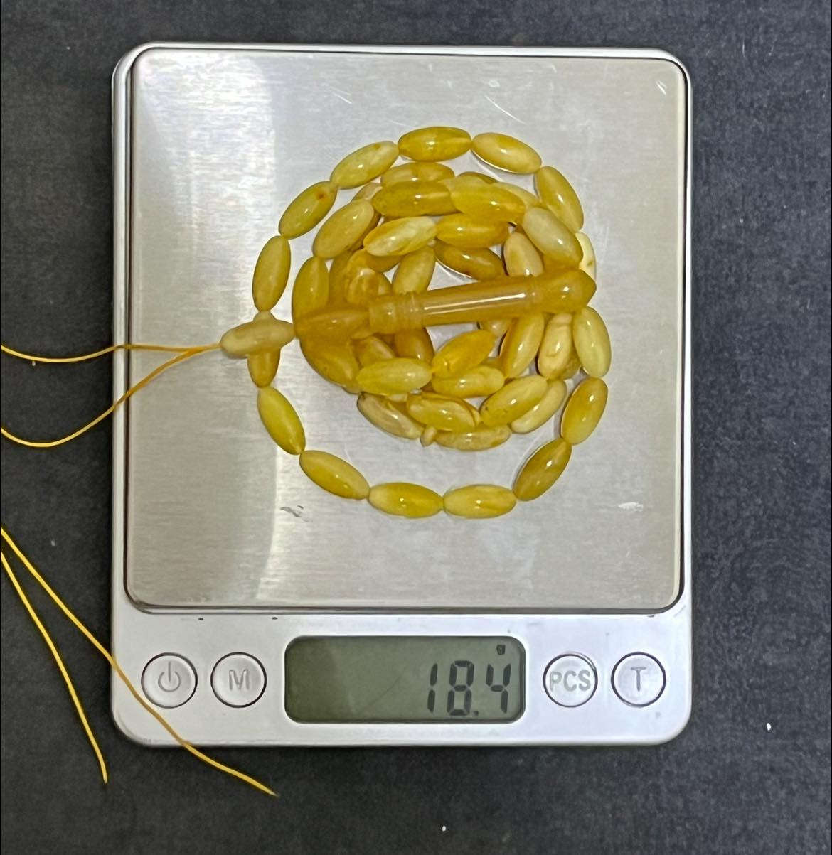 .
بسم الله الرحمن الرحيم
مسباح كهرب كصة صنوبرية نمش بسيط
وزن 18.4 غرام ..عدد 55 حبة +2 فوق الشاهد .. تلبس بالركبة ..الشاهد استندر .. السعر 75 الف مع التوصيل.
يوجد توصيل لكل المحافظات .


**إذا كنت صاحب هذا الإعلان وتريد حذفه لأي سبب، رجاءا أرسل رسالة إلى الدعم الفني**